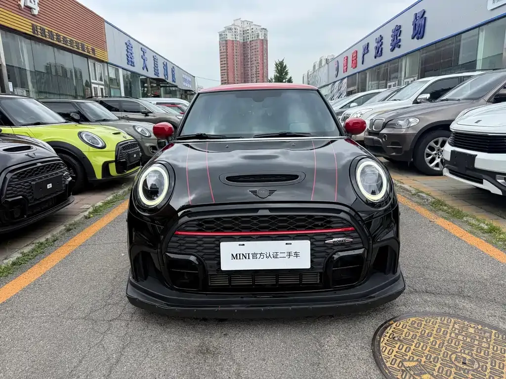 MINI JCW (John Cooper Works) — фото 8