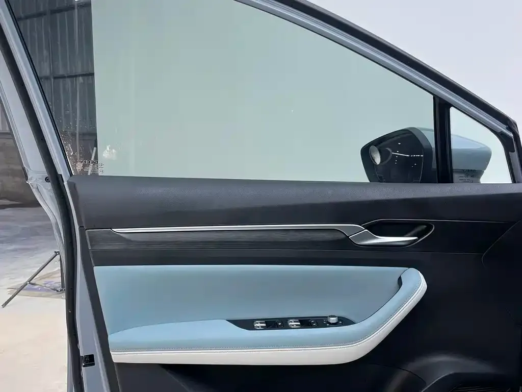 Geely Emgrand S 2024 из CN, фото 4