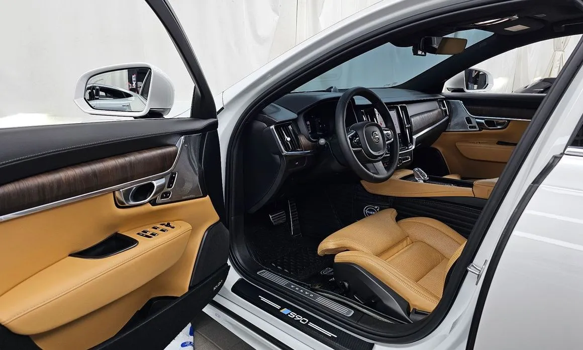 Volvo S90 — фото 9