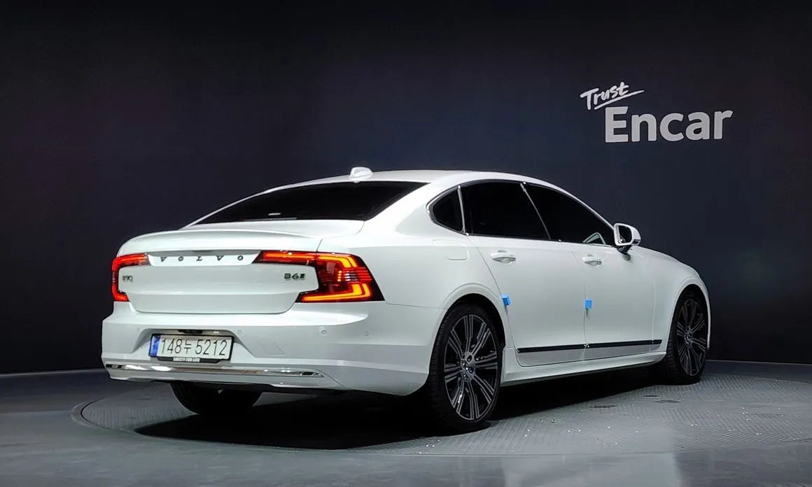 Volvo S90 — фото 3