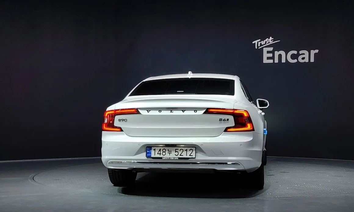 Volvo S90 — фото 6
