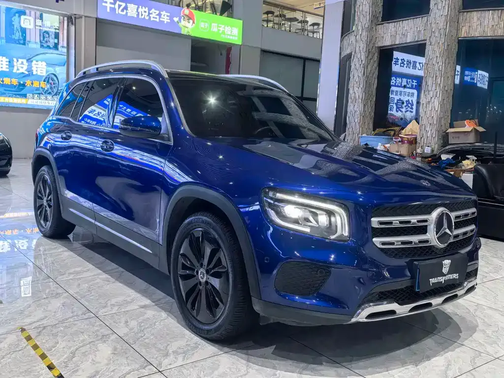 Mercedes-Benz GLB — фото 8