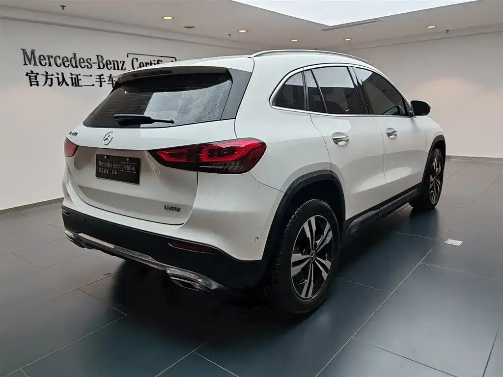 Mercedes-Benz GLA — фото 8
