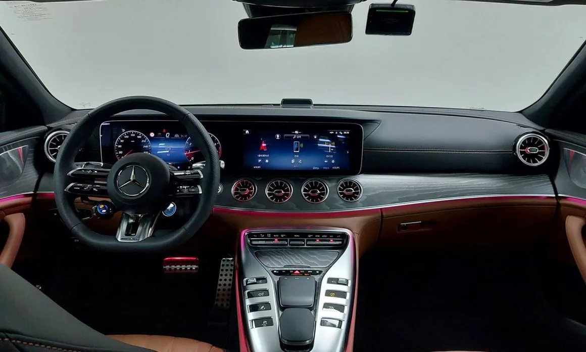 Mercedes-Benz AMG GT — фото 6
