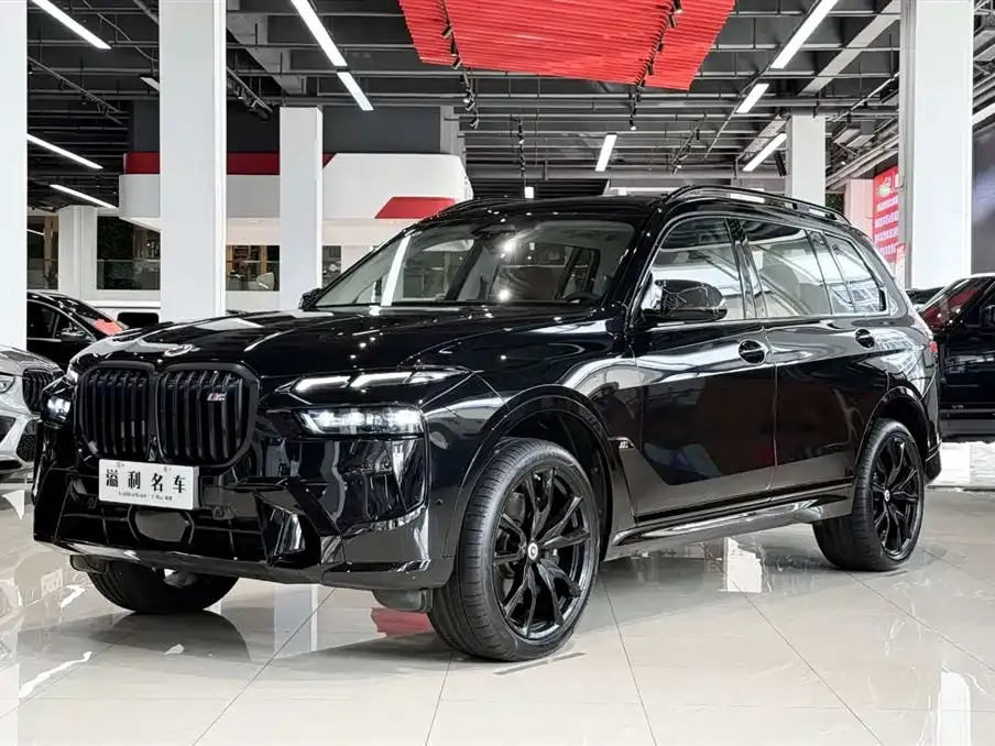 BMW X7 M60i