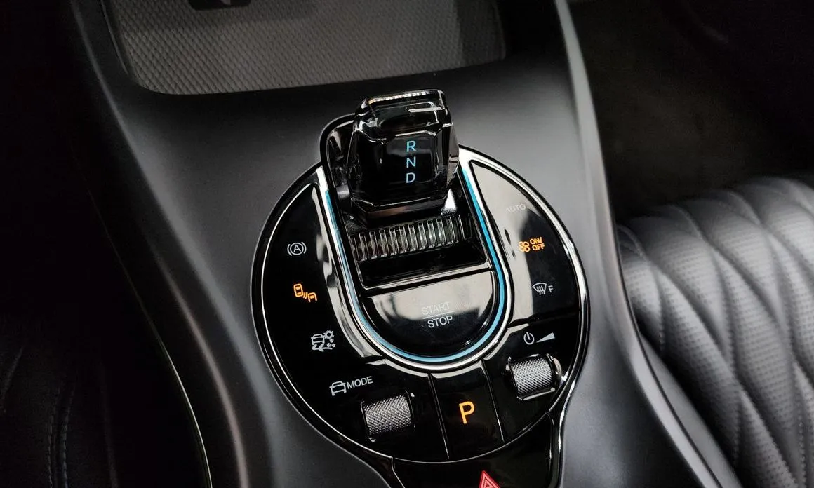 BYD Seal — фото 9