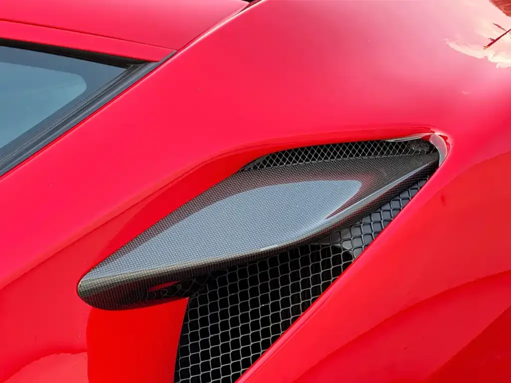 Ferrari F8 — фото 3