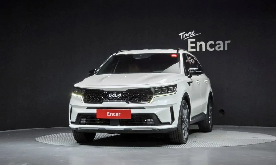 Kia Sorento — фото 10