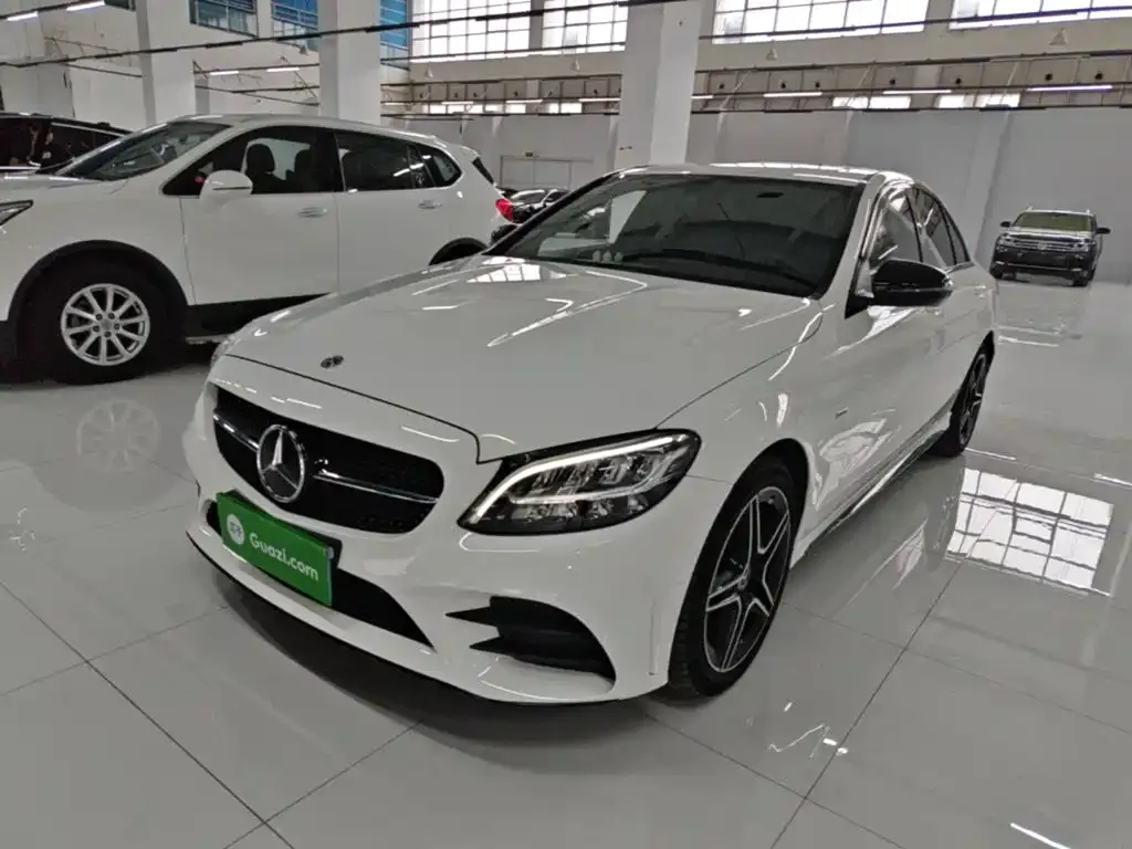 Mercedes-Benz C-Class — фото 1