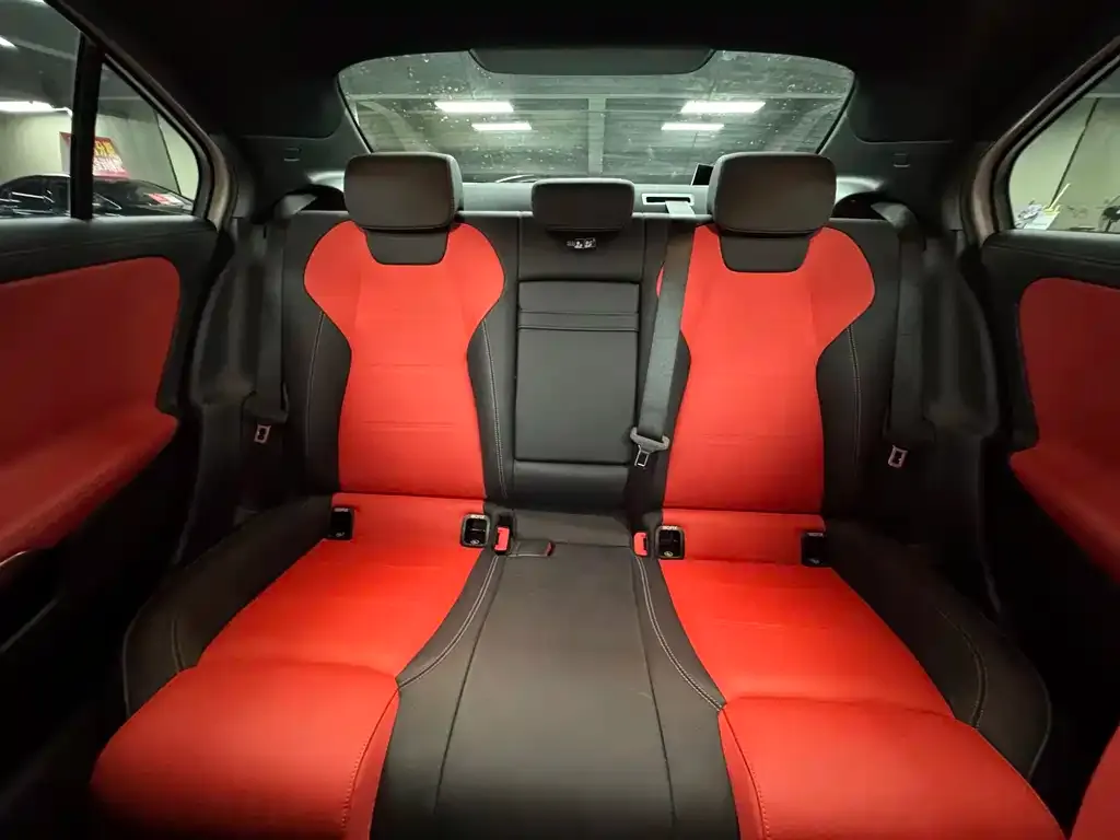 Mercedes-Benz A-Class AMG — фото 3