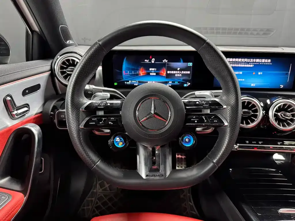 Mercedes-Benz A-Class AMG — фото 4