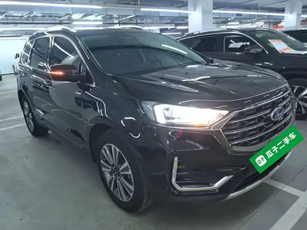 Ford Edge — фото 7