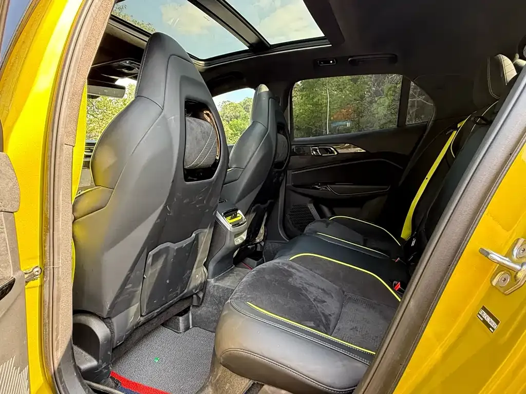 Lynk & Co 03 — фото 4
