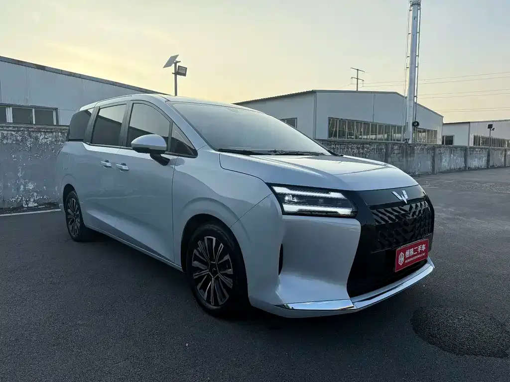 Wuling Starlight 730 New Energy — фото 7