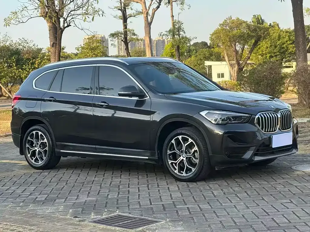 BMW X1 — фото 7