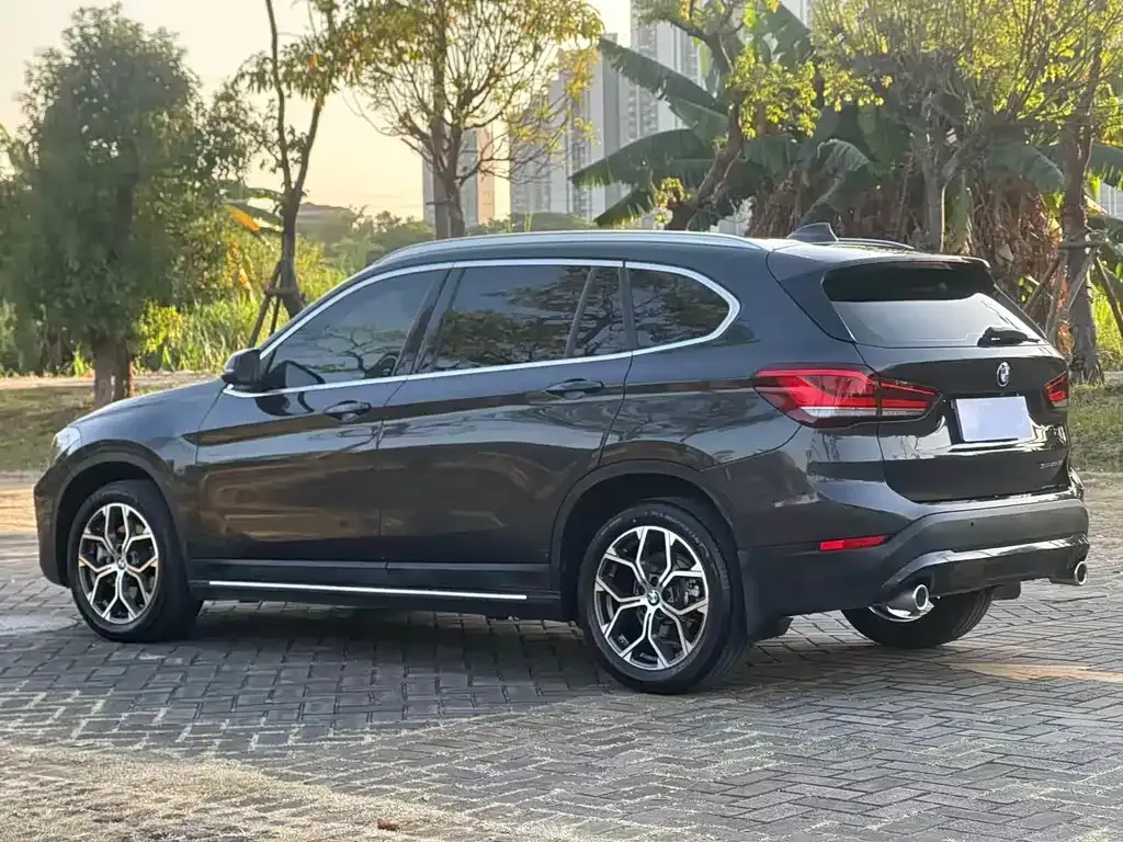 BMW X1 — фото 4