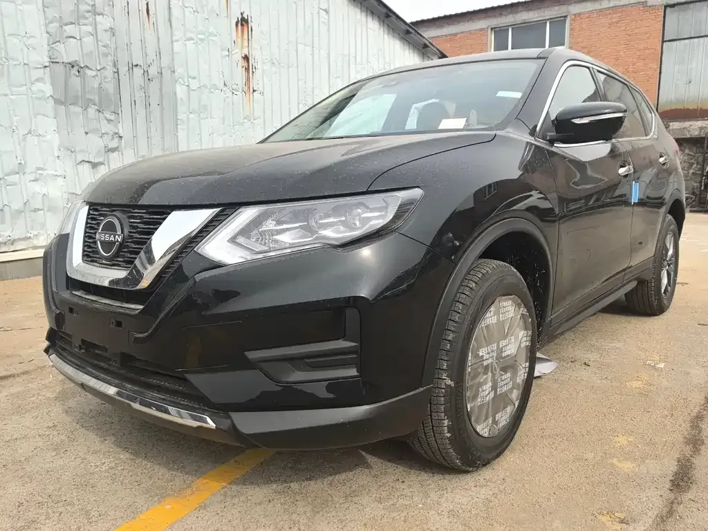 Nissan X-Trail — фото 1
