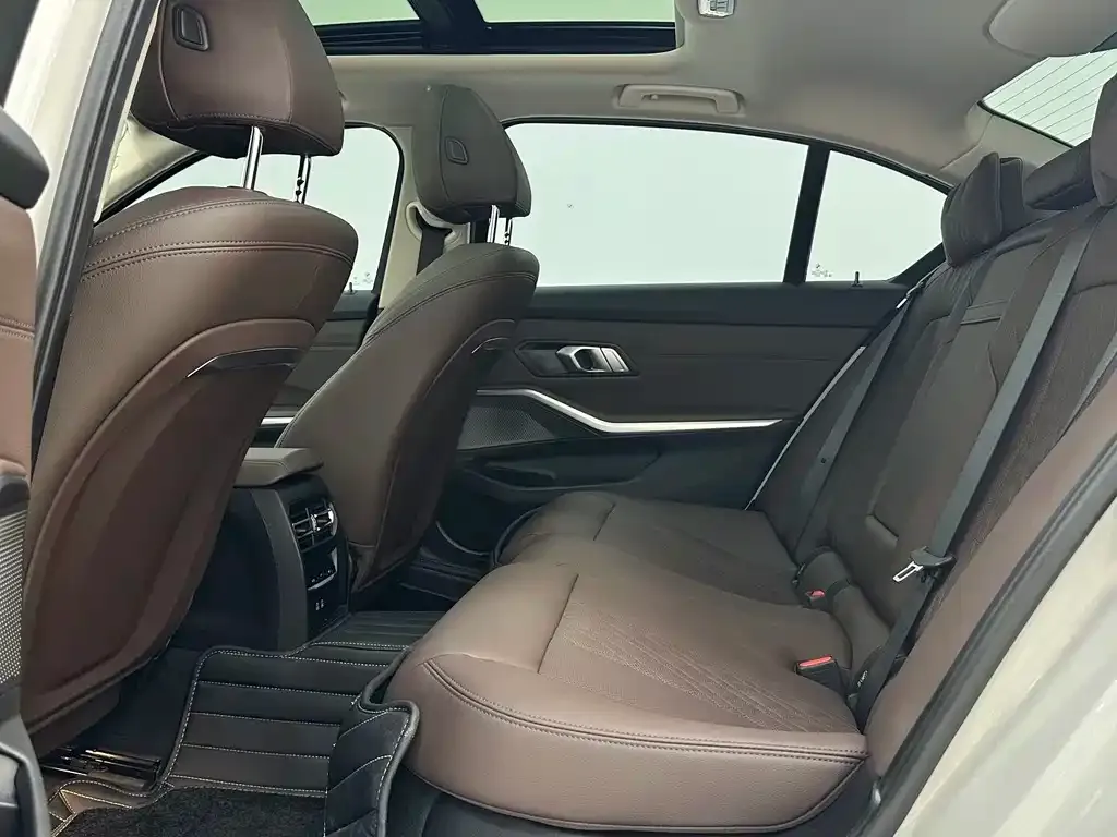 BMW 3 Series — фото 10