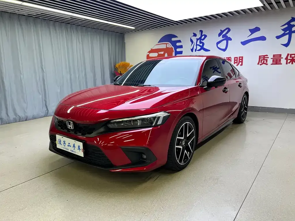 Honda Civic — фото 1