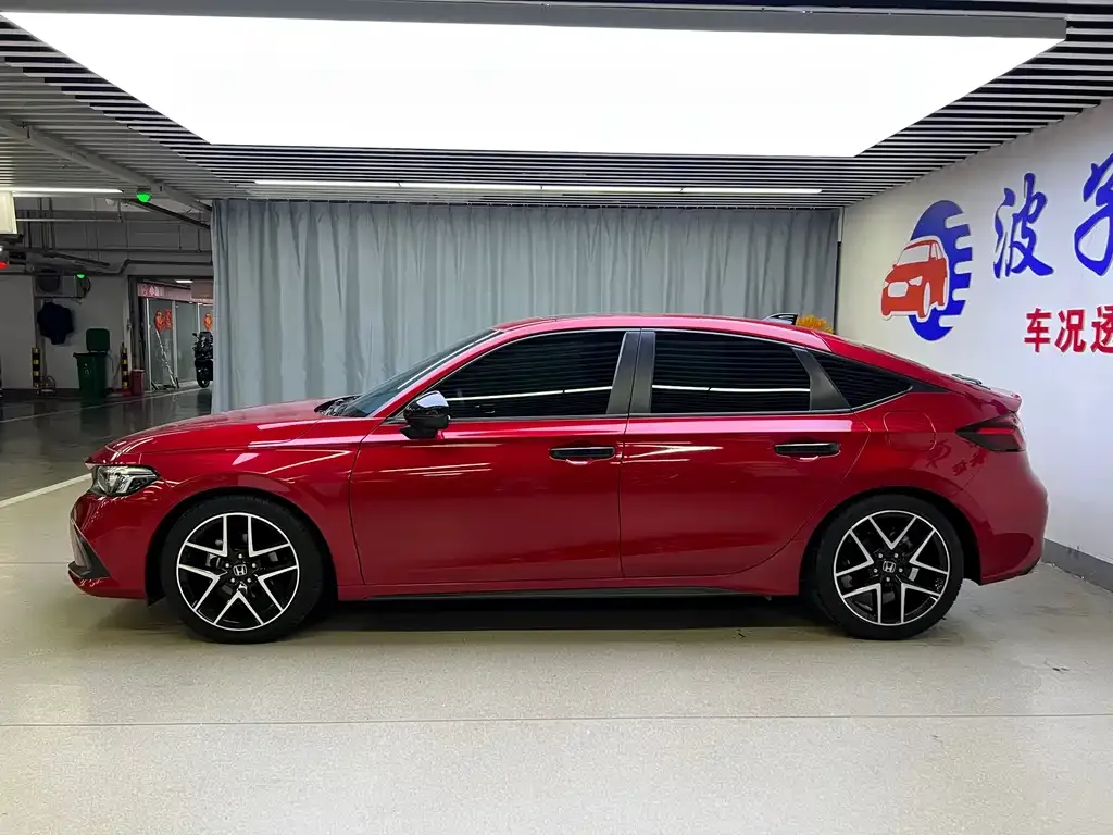 Honda Civic — фото 5