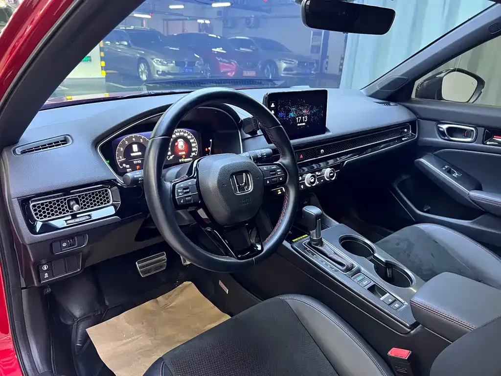 Honda Civic — фото 10
