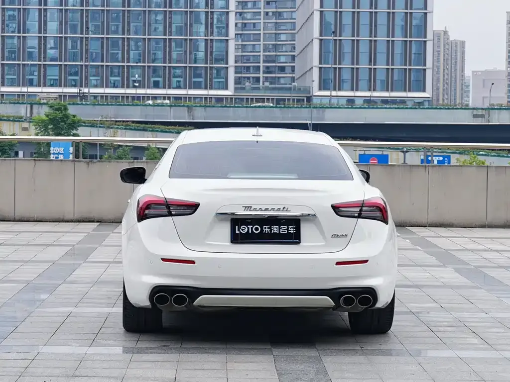 Maserati Ghibli — фото 8
