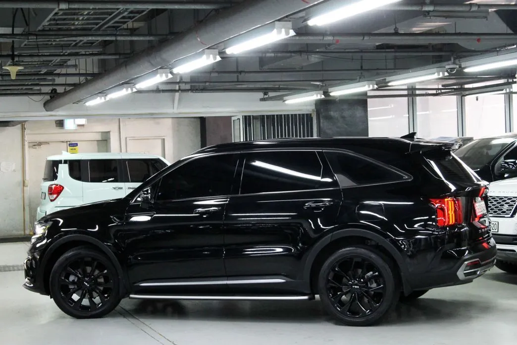 Kia Sorento — фото 7