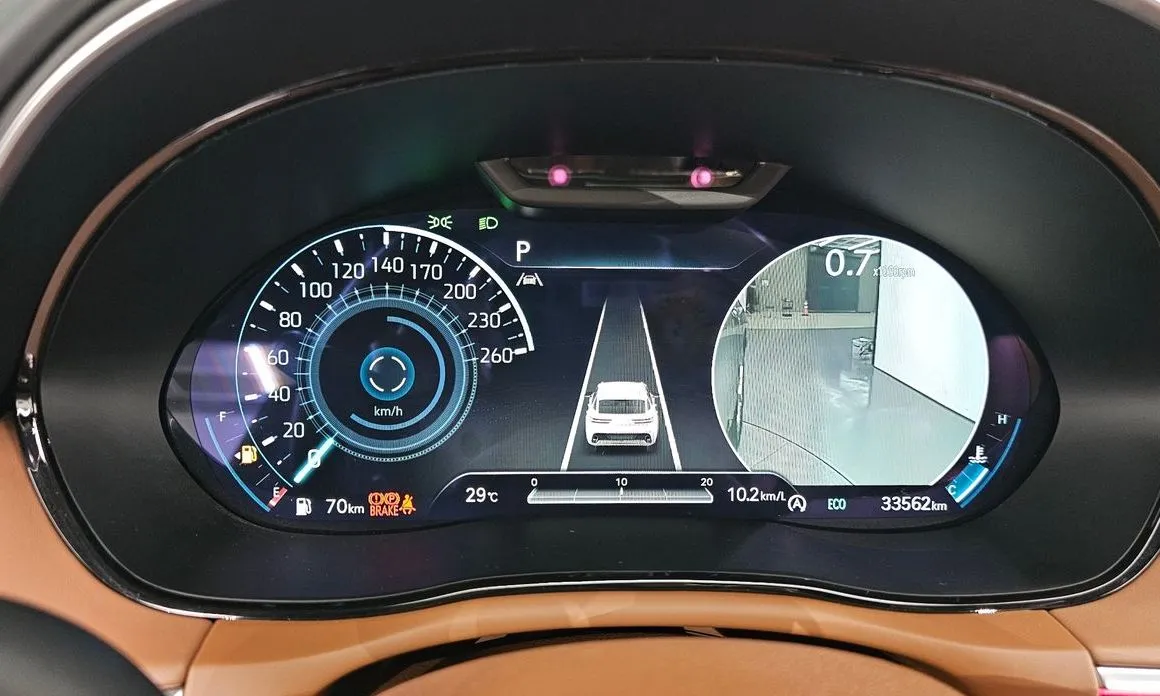 Genesis GV70 — фото 10
