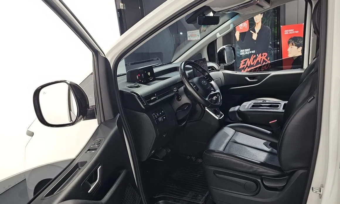 Hyundai Staria 2023 из KR, фото 6