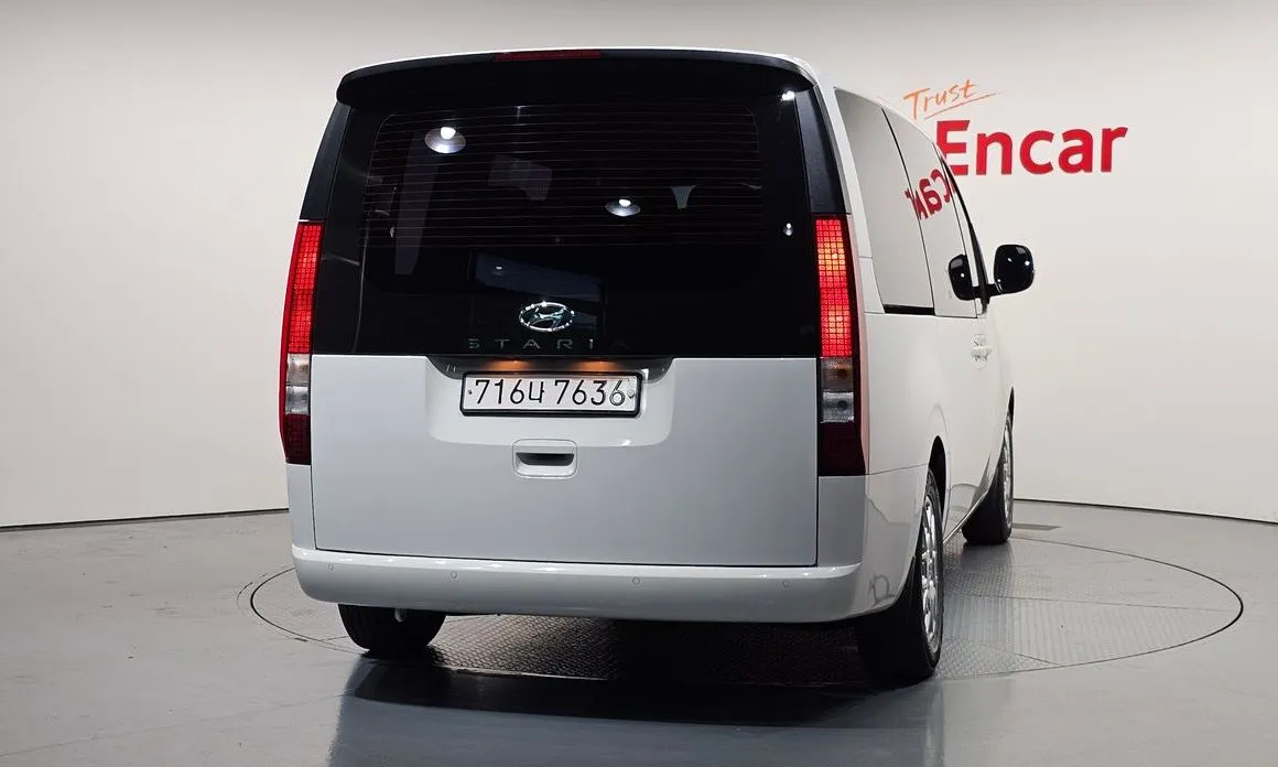 Hyundai Staria 2023 из KR, фото 8