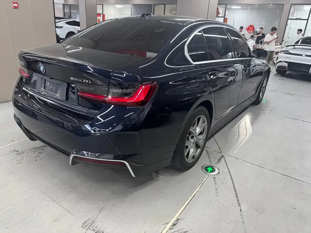 BMW i3 2024 из CN, фото 6