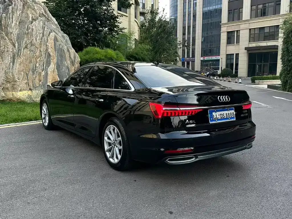 Audi A6L — фото 8
