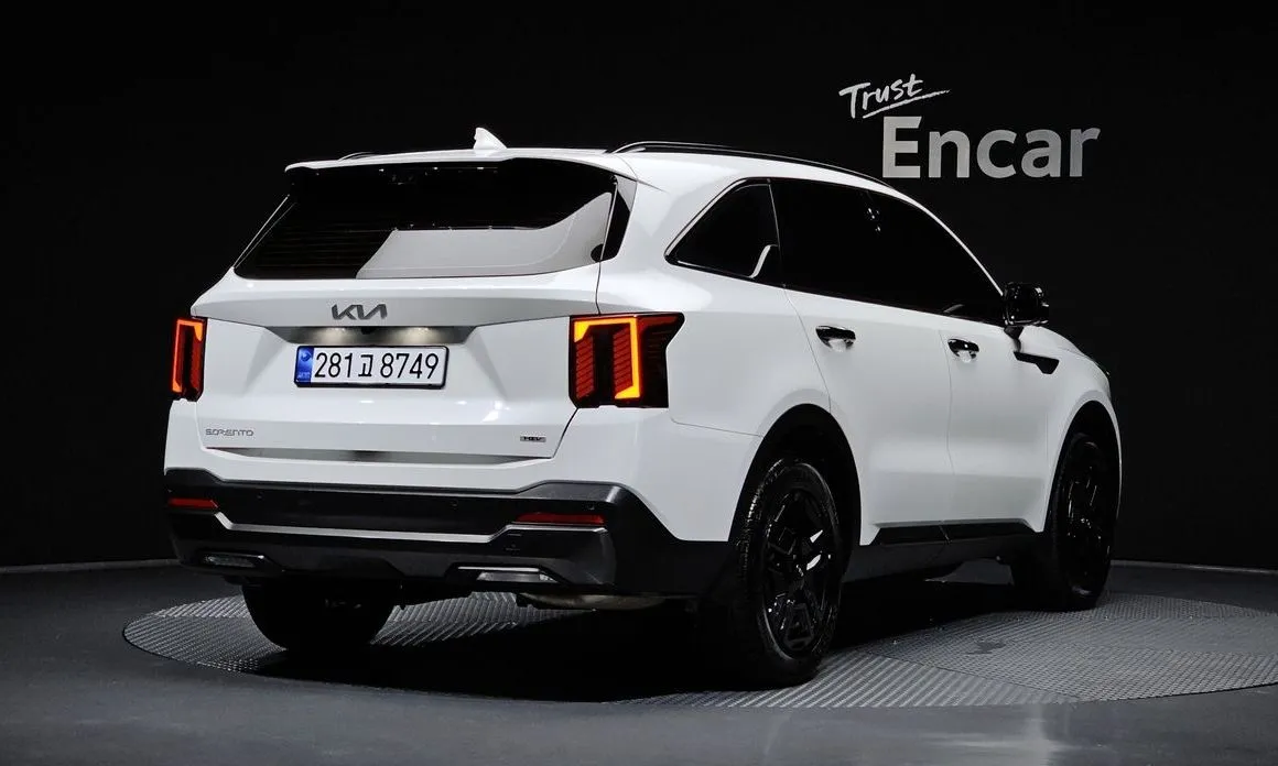 Kia Sorento — фото 4