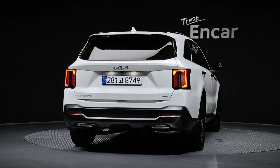 Kia Sorento — фото 3
