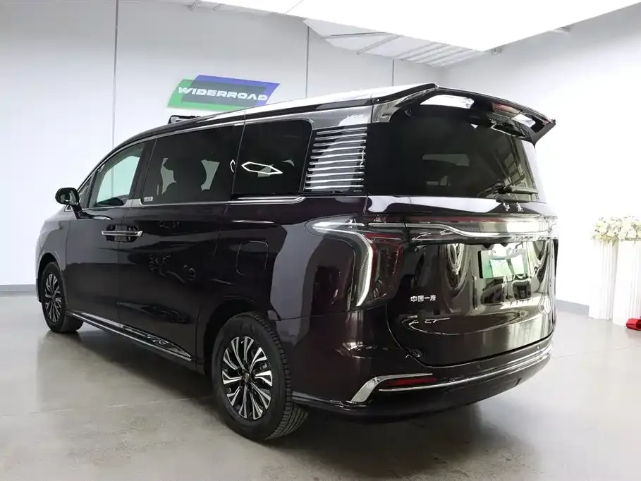 Hongqi HQ9 PHEV 2024 из CN, фото 4