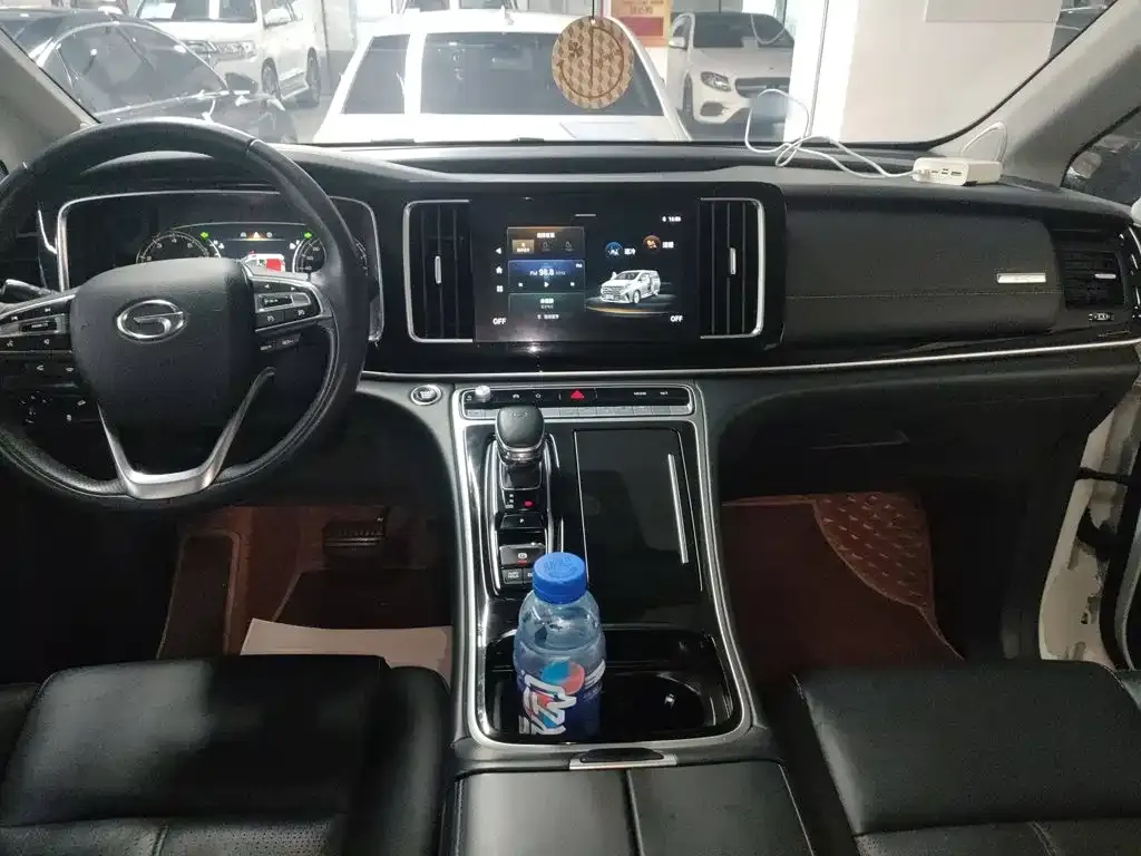 GAC Motor Trumpchi M8 — фото 10