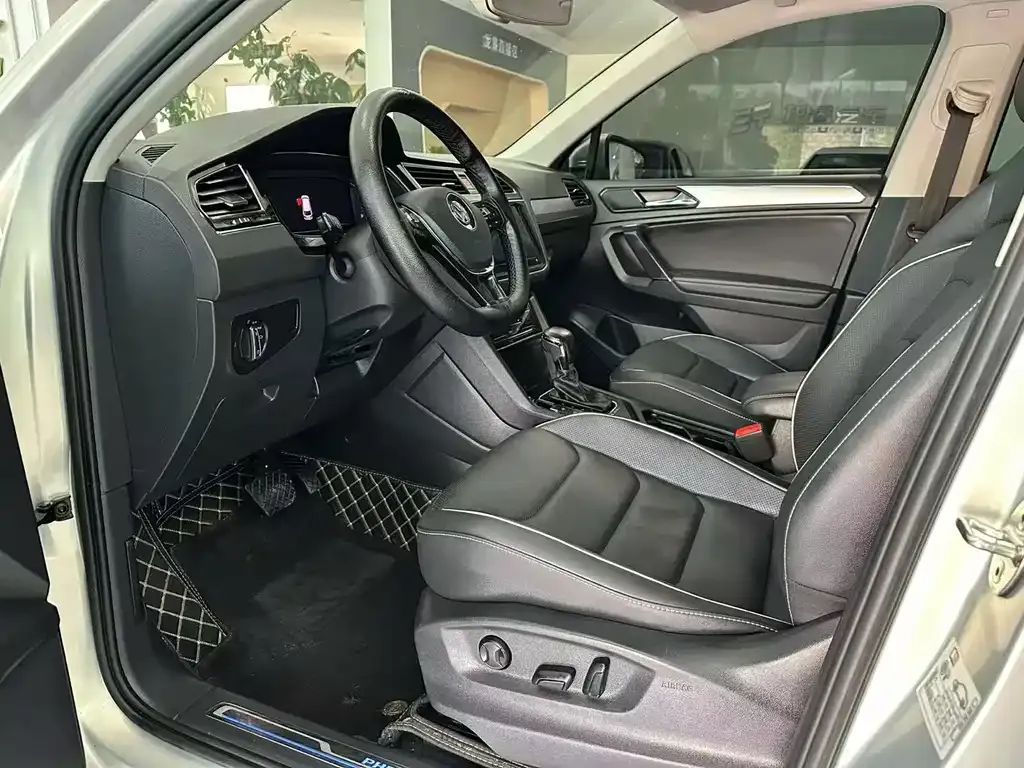 Volkswagen 途观L插电混动 — фото 10