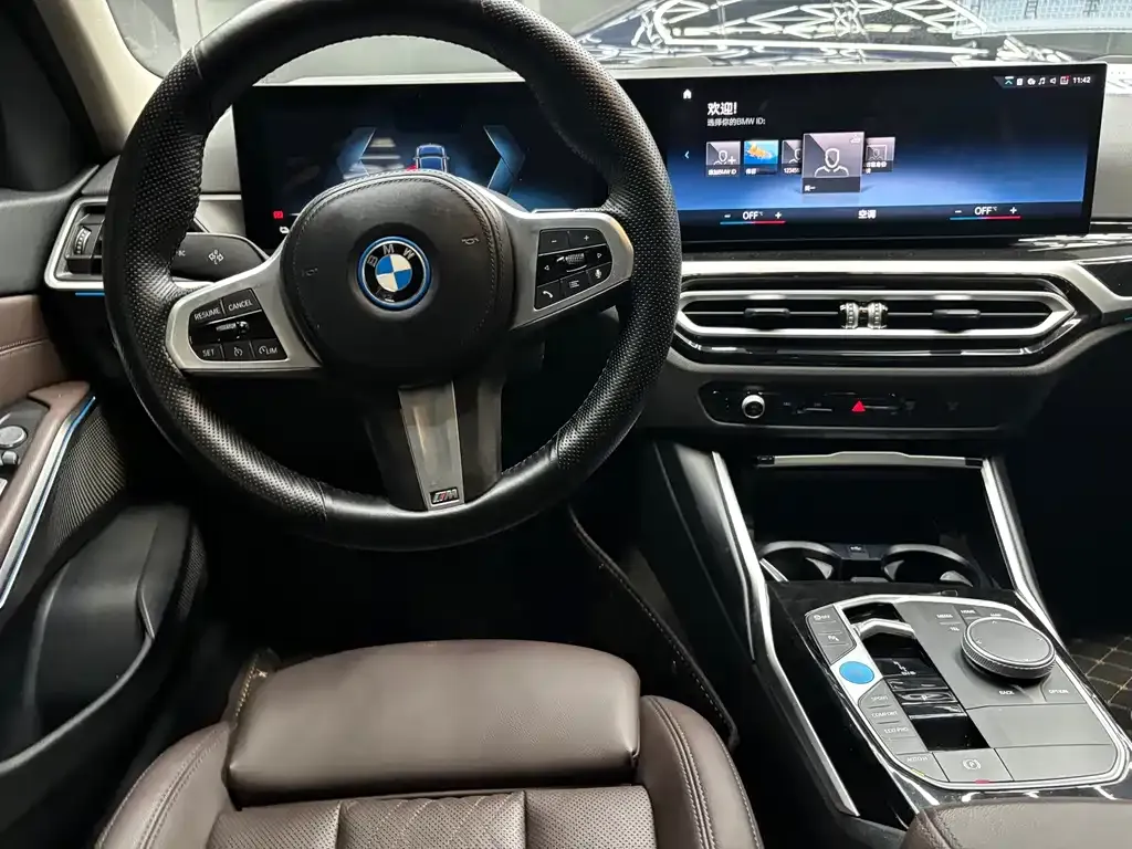 BMW i3 — фото 7