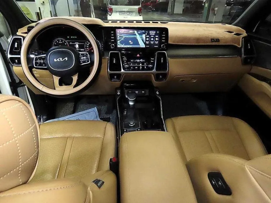 Kia Sorento — фото 7