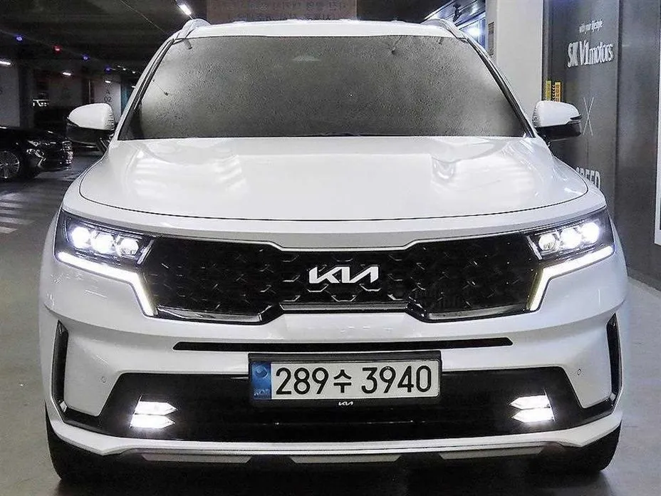 Kia Sorento — фото 6