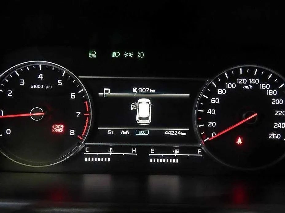 Kia Sorento — фото 3