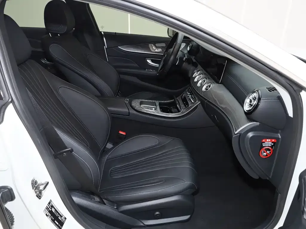 Mercedes-Benz CLS — фото 8