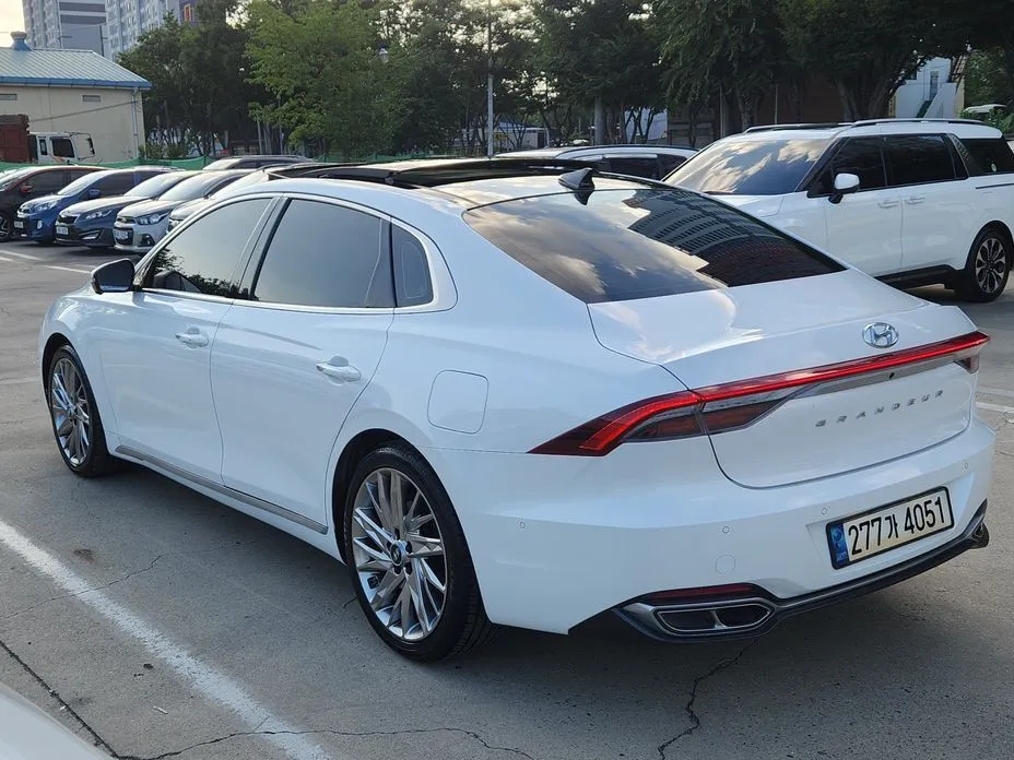 Hyundai Grandeur — фото 10