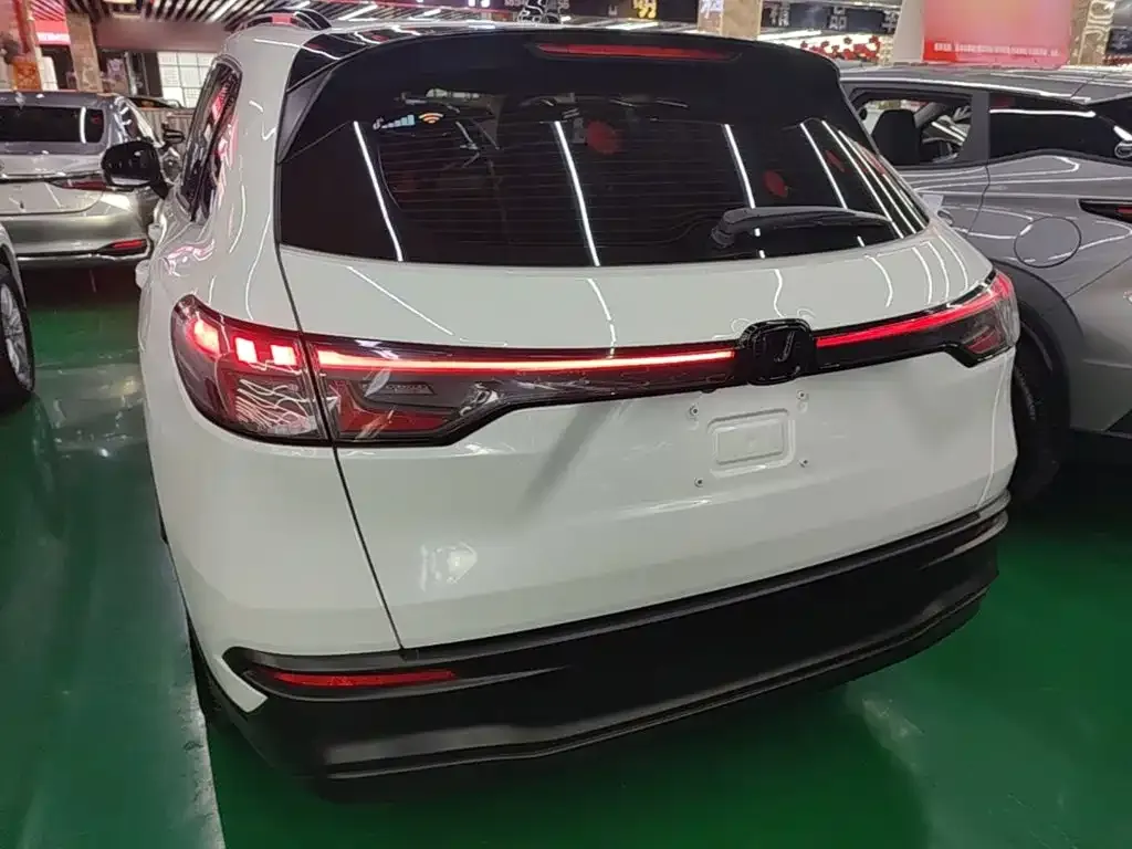 Honda HR-V — фото 10