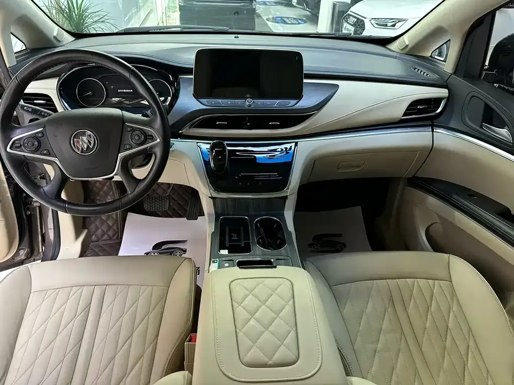 Buick GL8 2024 из CN, фото 6