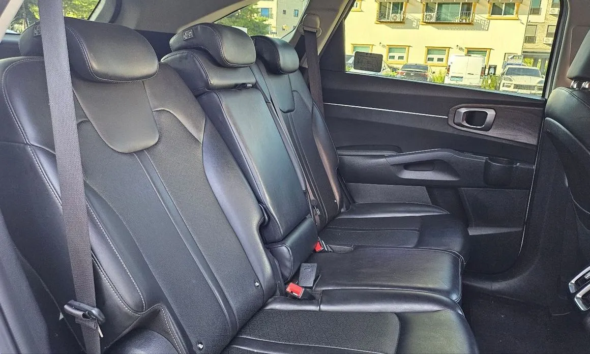 Kia Sorento — фото 9