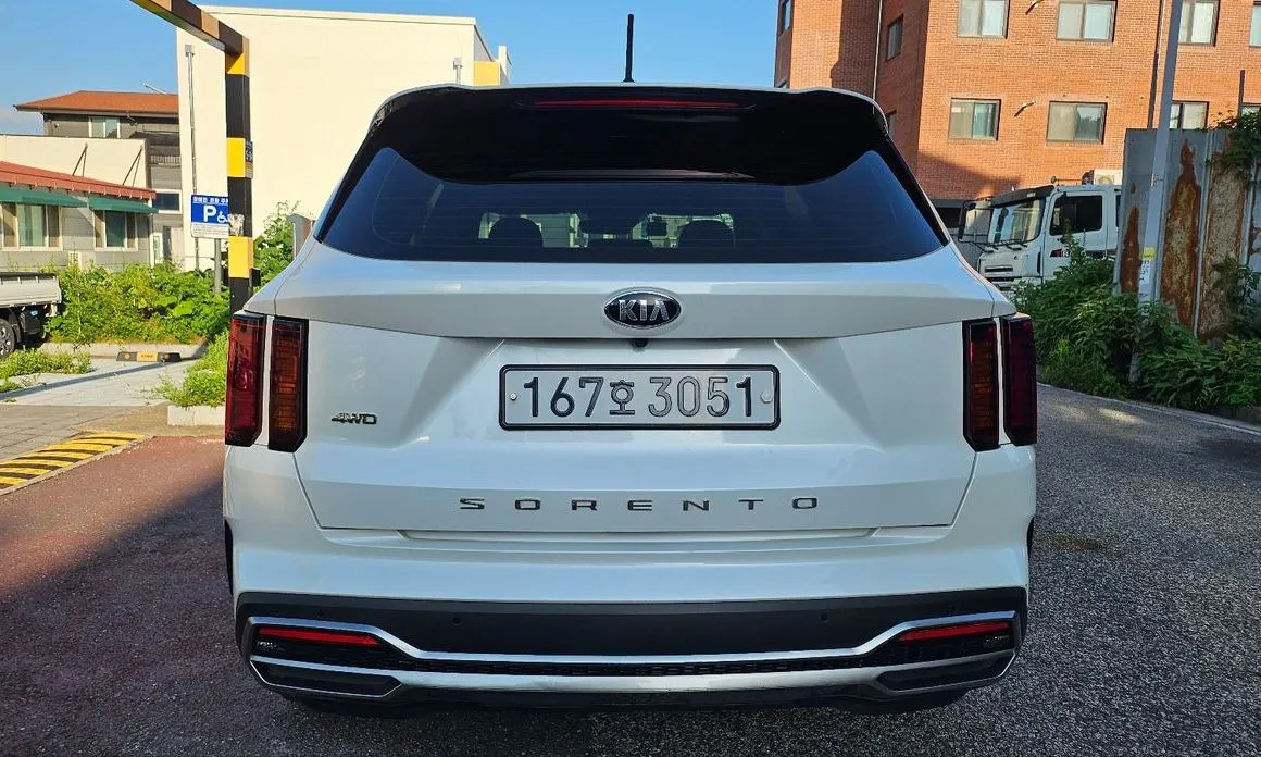 Kia Sorento — фото 7