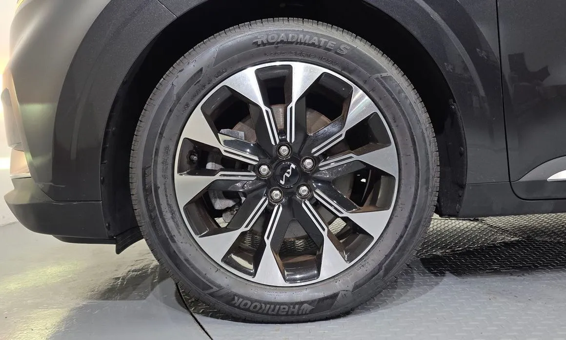 Kia Carnival 2023 из KR, фото 9