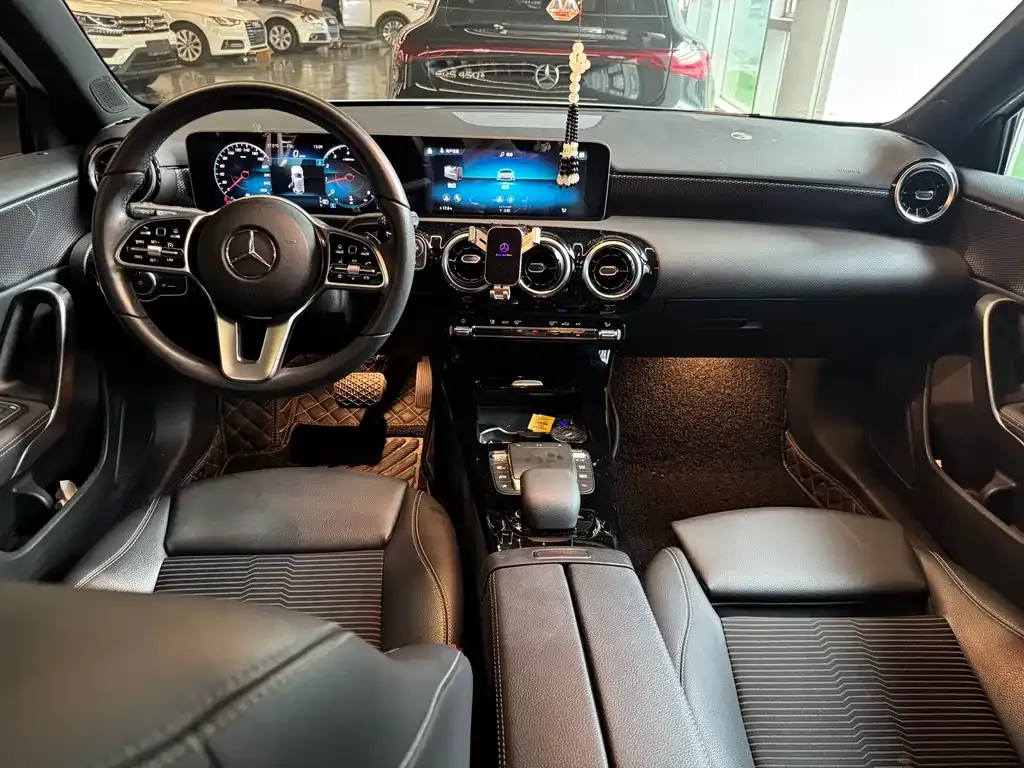 Mercedes-Benz A-Class (Import) 2021 из CN, фото 8