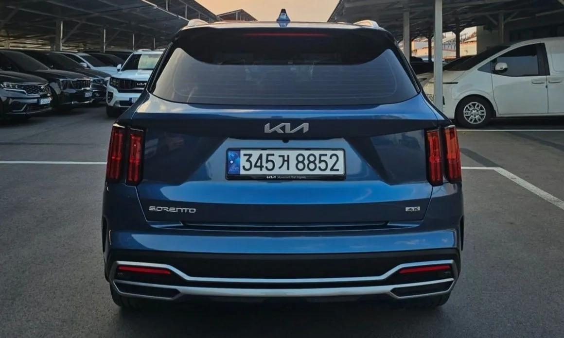 Kia Sorento — фото 8